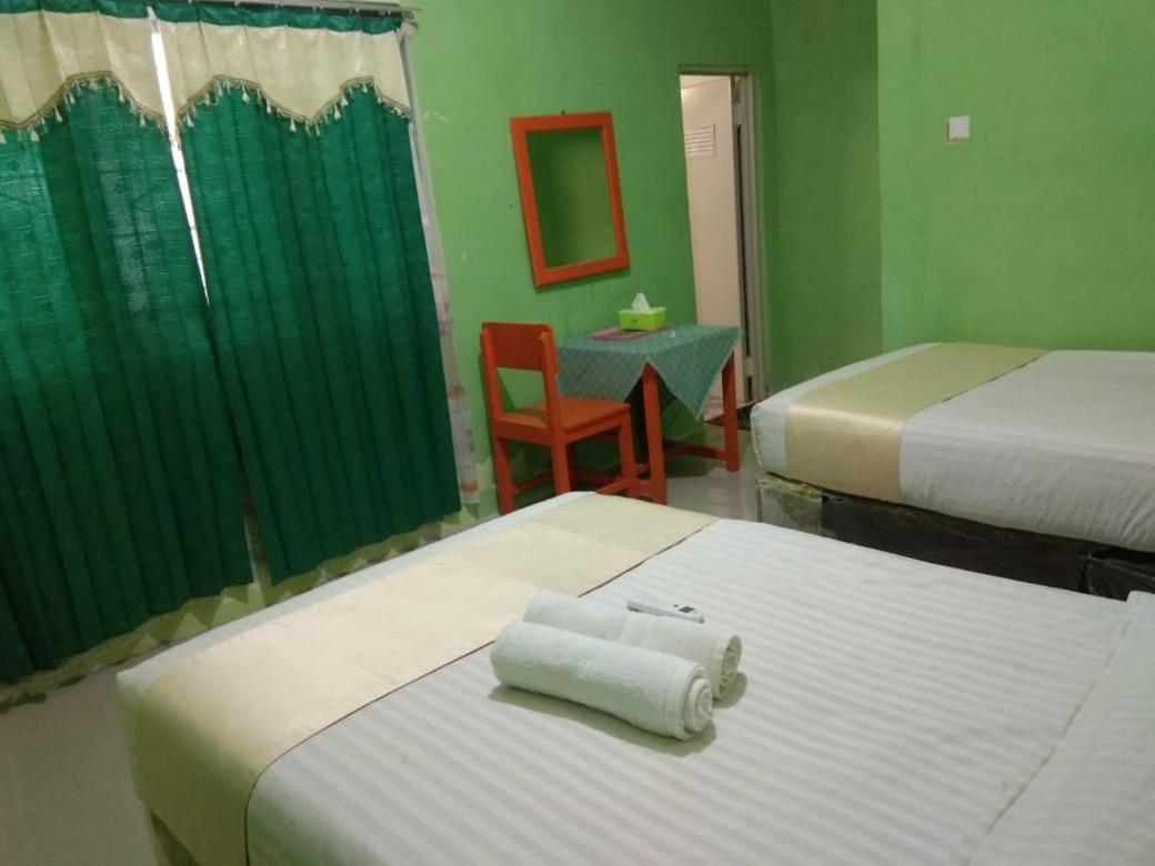 Hotel Krui Syariah Exterior photo